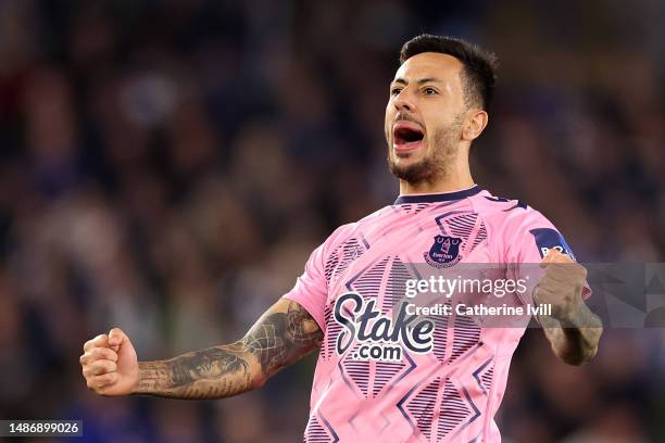 Dwight McNeil of Everton celebrates after Alex Iwobi scores the team's second goal during the Premier League match between Leicester City and Everton...