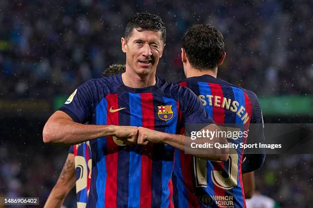 Robert Lewandowski of FC Barcelona celebrates his goal during the LaLiga Santander match between FC Barcelona and Real Betis at Spotify Camp Nou on...