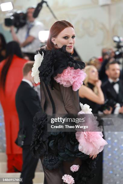 Karen Elson attends The 2023 Met Gala Celebrating "Karl Lagerfeld: A Line Of Beauty" at The Metropolitan Museum of Art on May 01, 2023 in New York...