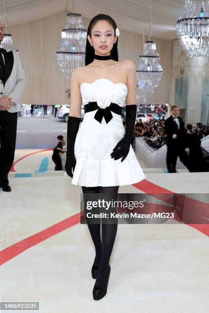 Jennie attends The 2023 Met Gala Celebrating "Karl Lagerfeld: A Line Of Beauty" at The Metropolitan Museum of Art on May 01, 2023 in New York City.