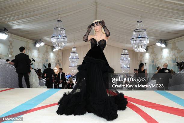 Jessica Chastain attends The 2023 Met Gala Celebrating "Karl Lagerfeld: A Line Of Beauty" at The Metropolitan Museum of Art on May 01, 2023 in New...