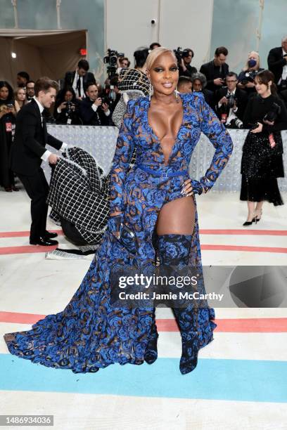 Mary J. Blige attends The 2023 Met Gala Celebrating "Karl Lagerfeld: A Line Of Beauty" at The Metropolitan Museum of Art on May 01, 2023 in New York...