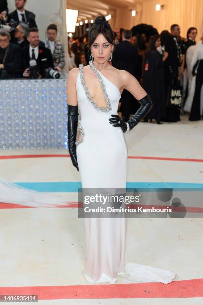 Aubrey Plaza attends The 2023 Met Gala Celebrating "Karl Lagerfeld: A Line Of Beauty" at The Metropolitan Museum of Art on May 01, 2023 in New York...