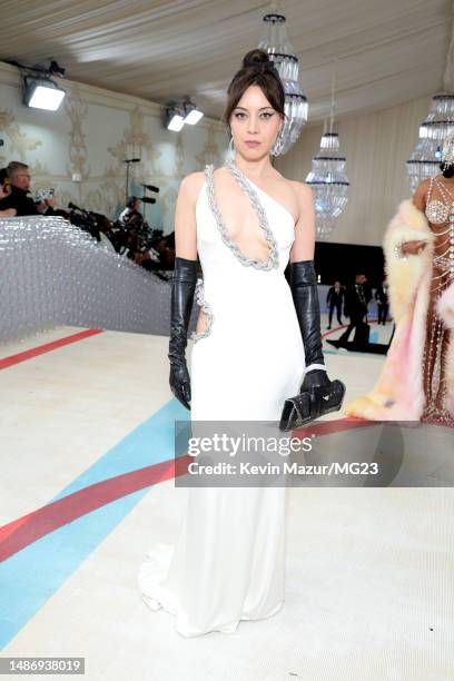 Aubrey Plaza attends The 2023 Met Gala Celebrating "Karl Lagerfeld: A Line Of Beauty" at The Metropolitan Museum of Art on May 01, 2023 in New York...