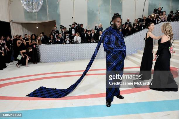Burna Boy attends The 2023 Met Gala Celebrating "Karl Lagerfeld: A Line Of Beauty" at The Metropolitan Museum of Art on May 01, 2023 in New York City.