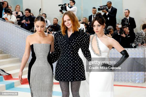 Madelyn Cline, Stella McCartney and Aubrey Plaza attend The 2023 Met Gala Celebrating "Karl Lagerfeld: A Line Of Beauty" at The Metropolitan Museum...