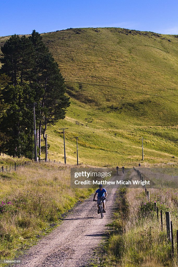 The Otago Central Rail Trail (or Otago Rail Trail as it's sometimes referred to) is a region famous for its gold mining history. Often travelers rent bicycles and enjoy the easy yet scenic ride