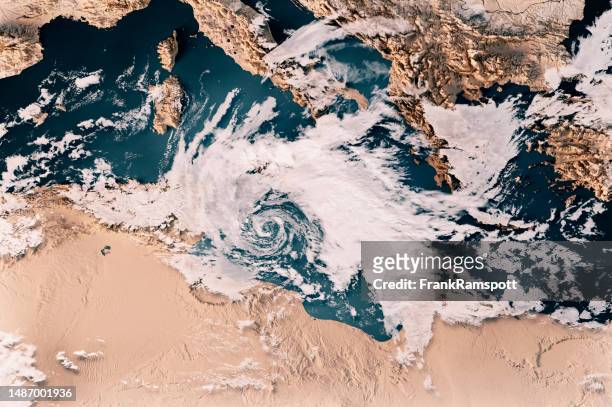 cyclone helios 2023 cloud map mediterranean sea 3d render neutral - weather map stockfoto's en -beelden