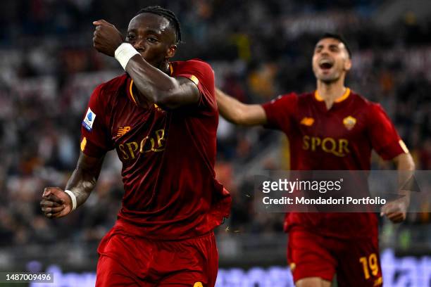 Tammy Abraham of AS Roma celebrates after scoring the goal of 1-0 during the Serie A football match between AS Roma and AC Milan at Olimpico stadium....
