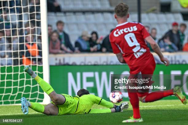 April 29 : Radoslaw Majecki of Cercle pictured in action on a shot on goal of Renaud Emond of Standard during the Jupiler Pro League season 2022 -...