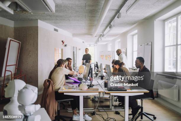 Computer Lab Icons Photos and Premium High Res Pictures - Getty Images