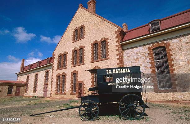 carriage outside wyoming territorial prison. - laramie stock-fotos und bilder