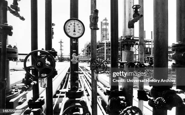 Italy, petrochemical plant, 70s