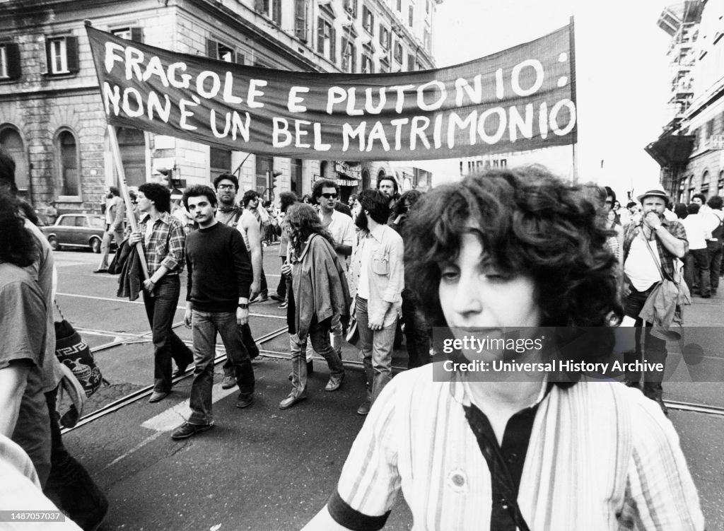 Anti-nuclear demonstration, rome 80's