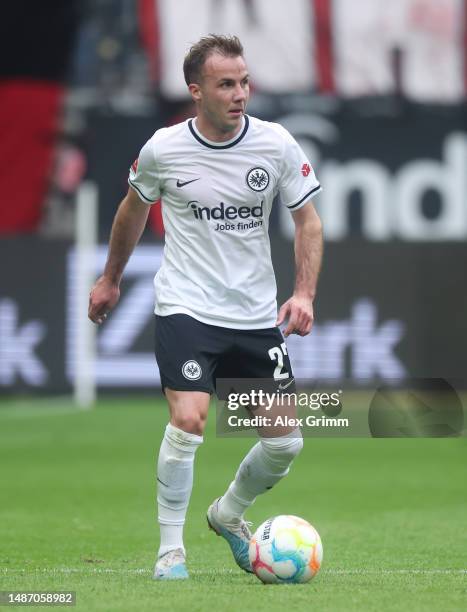 Mario Goetze of Eintracht Frankfurt controls the ball during the Bundesliga match between Eintracht Frankfurt and FC Augsburg at Deutsche Bank Park...