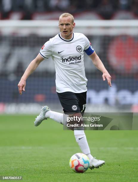 Sebastian Rode of Eintracht Frankfurt controls the ball during the Bundesliga match between Eintracht Frankfurt and FC Augsburg at Deutsche Bank Park...