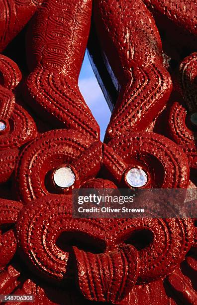 detail of maori carving. - maori carving stockfoto's en -beelden