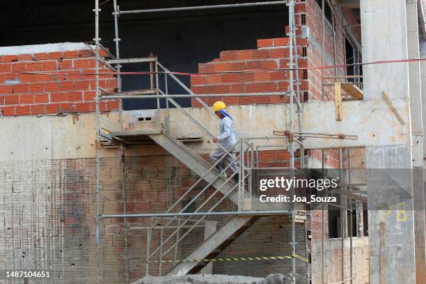 public school construction - public school building stock pictures, royalty-free photos & images