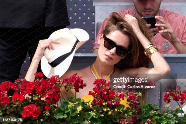 Mar Saura attends the match between Carlos Alcaraz of Spain and Alexander Zverev of Germany on Day Nine of the Mutua Madrid Open at the La Caja...