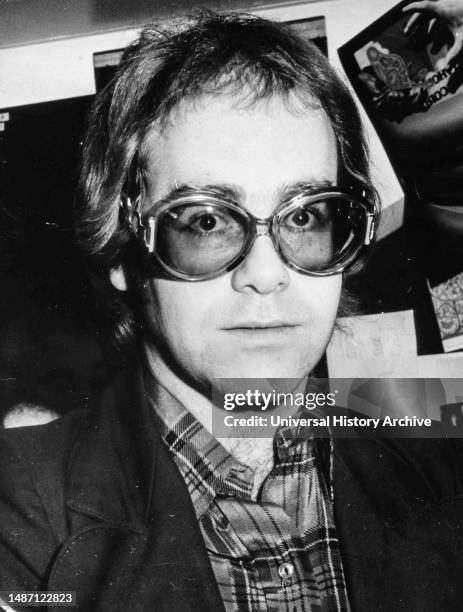 Elton John, 70s.