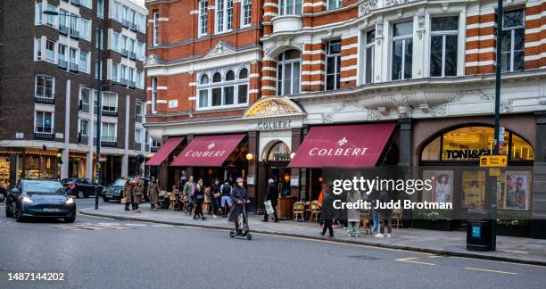 2,956 Sloane Square Stock Photos, High-Res Pictures, and Images