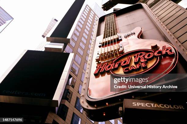 Usa, New York, Manhattan, Times Square, Hard Rock Cafe.