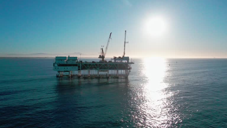 Distance Oil Rig 60 Drilling Rig Floor Stock Videos, Footage, & 4K Video Clips - Getty ...