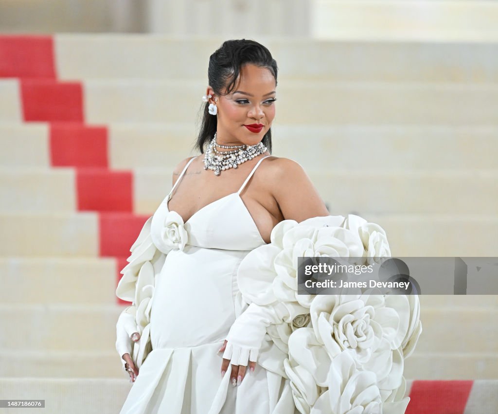 The 2023 Met Gala Celebrating "Karl Lagerfeld: A Line Of Beauty" - Street Sightings