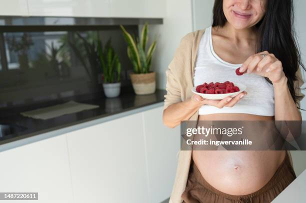 Mommy Belly Raspberry 49 Raspberry Tummy Stock Photos, High-Res Pictures, and Images - Getty ...