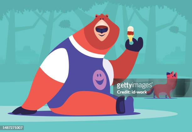ilustrações, clipart, desenhos animados e ícones de urso segurando casquinhas de sorvete - jogo amigável