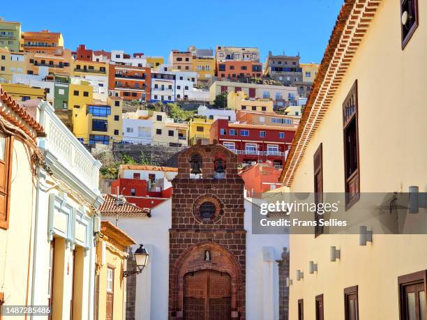 san sebastián de la gomera, capital of la gomera, canary islands - gomera canary islands stock pictures, royalty-free photos & images