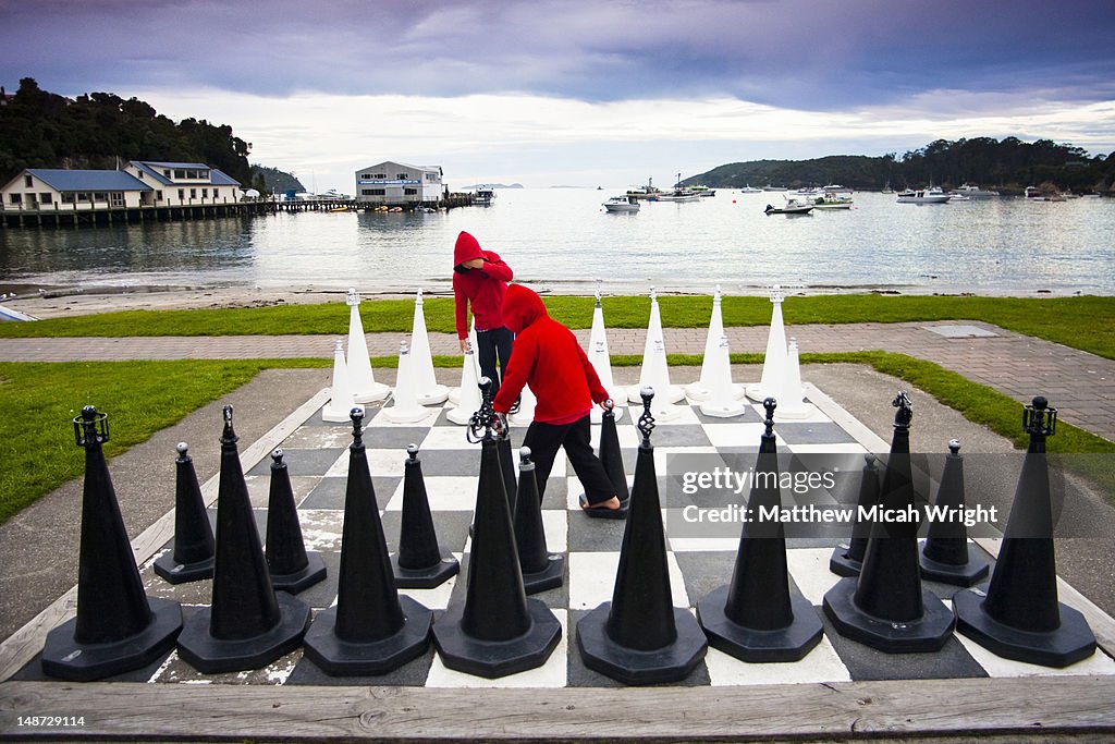 The port of Oban is the gateway from the South Island to Stewart Island. A gigantic chess board can be found on the boardwalk