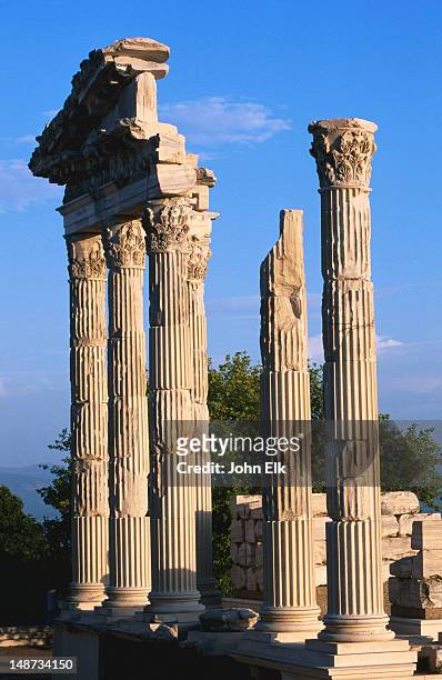 temple of trajan columns at greek-roman era acropolis, pergamum. - pergamon stock-fotos und bilder
