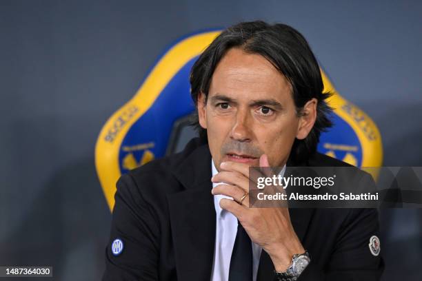 Simone Inzaghi, Head Coach of FC Internazionale, looks on prior to the Serie A match between Hellas Verona and FC Internazionale at Stadio...