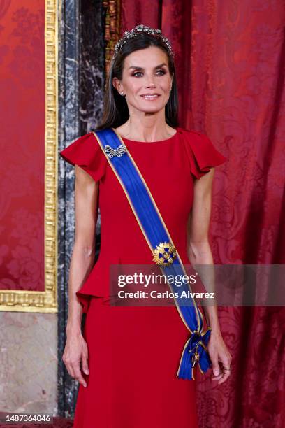 Queen Letizia of Spain poses for the photofraphers before the Gala dinner for the President of Colombia Gustavo Francisco Petro and his wife Veronica...