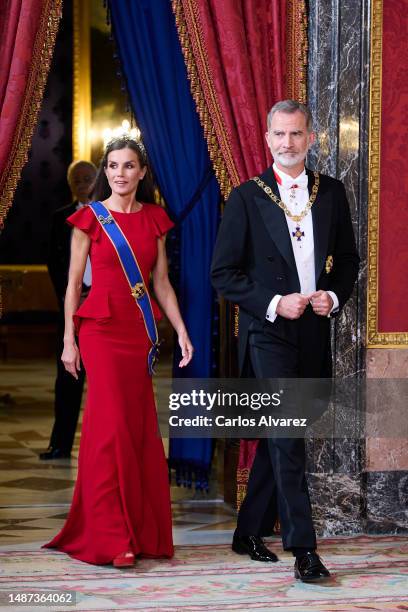 King Felipe VI of Spain and Queen Letizia of Spain poses for the photofraphers before the Gala dinner for the President of Colombia Gustavo Francisco...