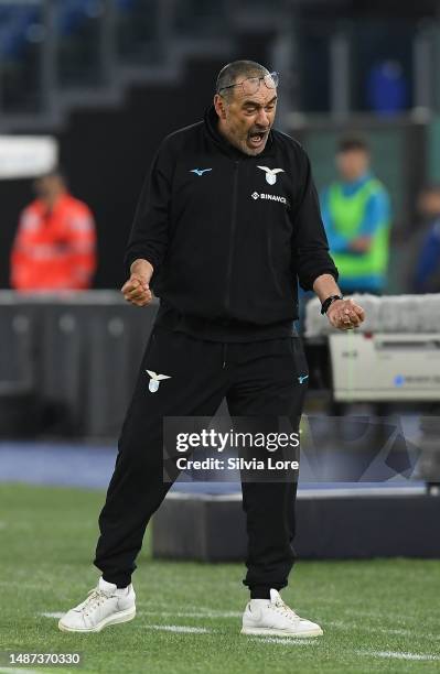 Maurizio Sarri head coach of SS Lazio celebrates the victory at the end of the Serie A match between SS Lazio and US Sassuolo at Stadio Olimpico on...