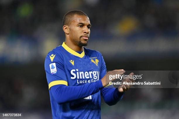 Isak Hien of Hellas Verona reacts during the Serie A match between Hellas Verona and FC Internazionale at Stadio Marcantonio Bentegodi on May 03,...