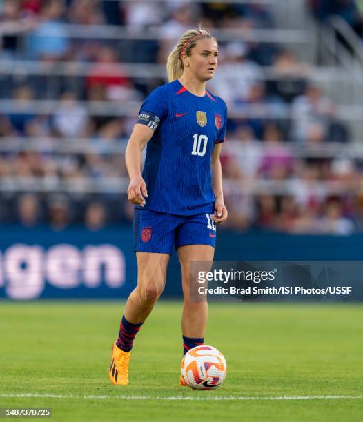 Lindsey Horan of the United States dribbles during a game between the Republic of Ireland and the USWNT at CITYPARK on April 11, 2023 in St Louis,...