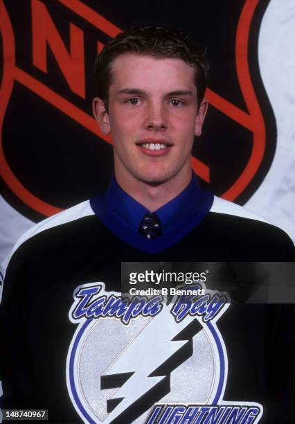 Brad Richards of the Tampa Bay Lightning poses for a portrait during the 1998 NHL Entry Draft on June 27, 1998 at the Marine Midland Arena in...