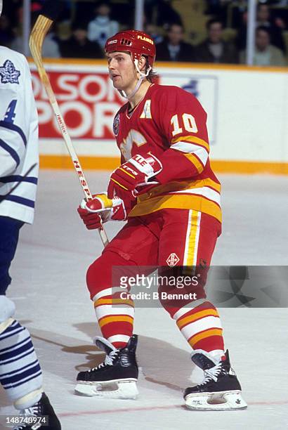 Gary Roberts of the Calgary Flames skates on the ice during an NHL game against the Toronto Maple Leafs on December 11, 1992 at the Maple Leaf...
