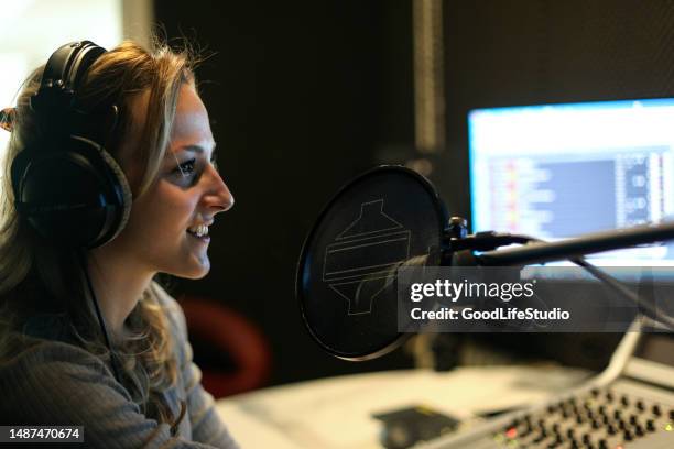 on air - radio dj stock pictures, royalty-free photos & images