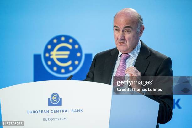 The Vice-President of the European Central Bank Luis de Guindos speaks to the media following a meeting of the ECB advisory board on May 04, 2023 in...