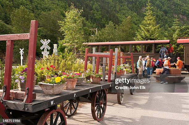 white pass and yukon railroad. - skagway foto e immagini stock