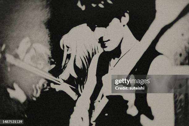 le groupe de rock. - punk rock photos et images de collection