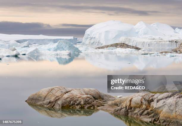 Ilulissat Icefjord also called kangia or Ilulissat Kangerlua at Disko Bay. The icefjord is listed as UNESCO world heritage. America, North America,...