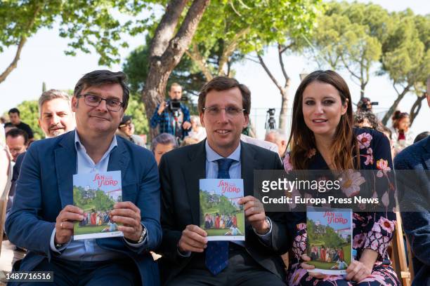 Carabanchel councilor Alvaro Gonzalez, Madrid mayor Jose Luis Martinez-Almeida and Culture, Tourism and Sports delegate Andrea Levy pose with the...