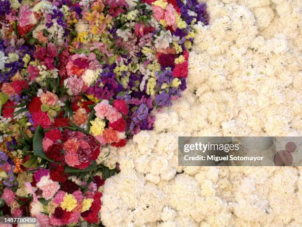 surface made with bouquets of flowers - flower arrangement carnation ストックフォトと画像