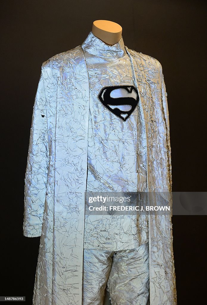 The Jor-El costume, worn by Marlon Brando who played the father of  News Photo - Getty Images