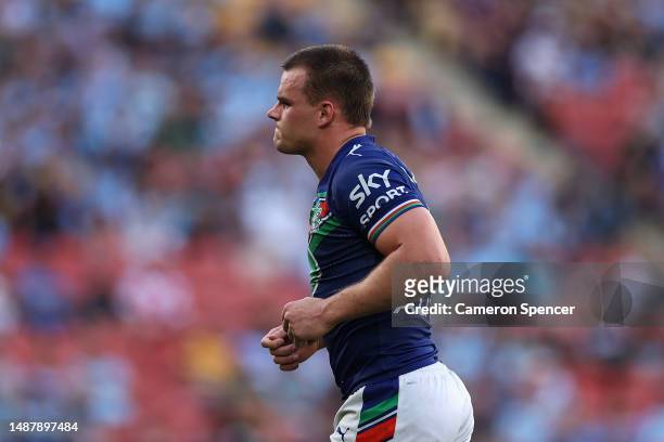Jackson Ford of the Warriors is sent off during the round 10 NRL match between the New Zealand Warriors and Penrith Panthers at Suncorp Stadium on...